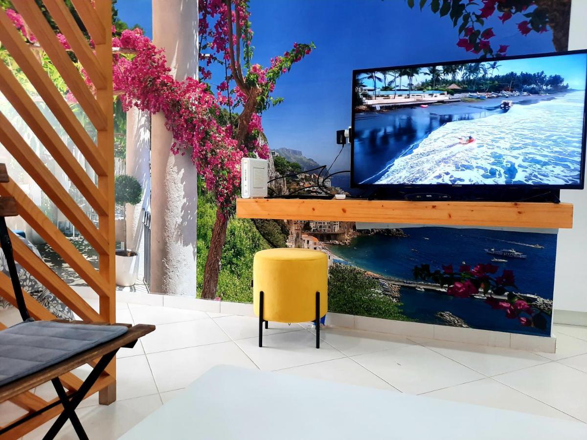 Saranda Promenade Apts Exterior foto