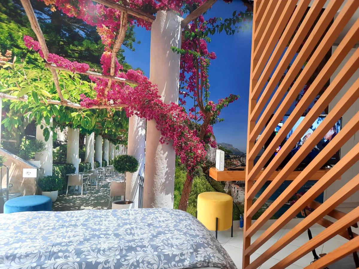 Saranda Promenade Apts Exterior foto